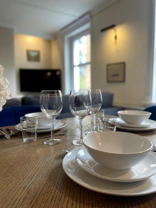 Old School Grandma London Experience ! Apartment Ngoại thất bức ảnh