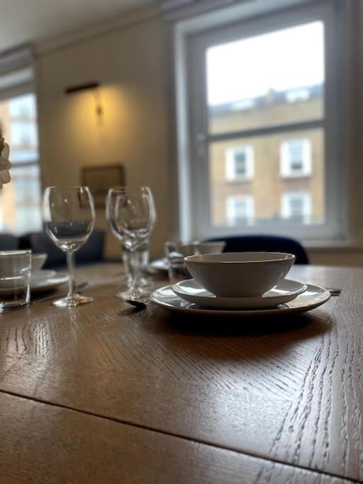 Old School Grandma London Experience ! Apartment Ngoại thất bức ảnh